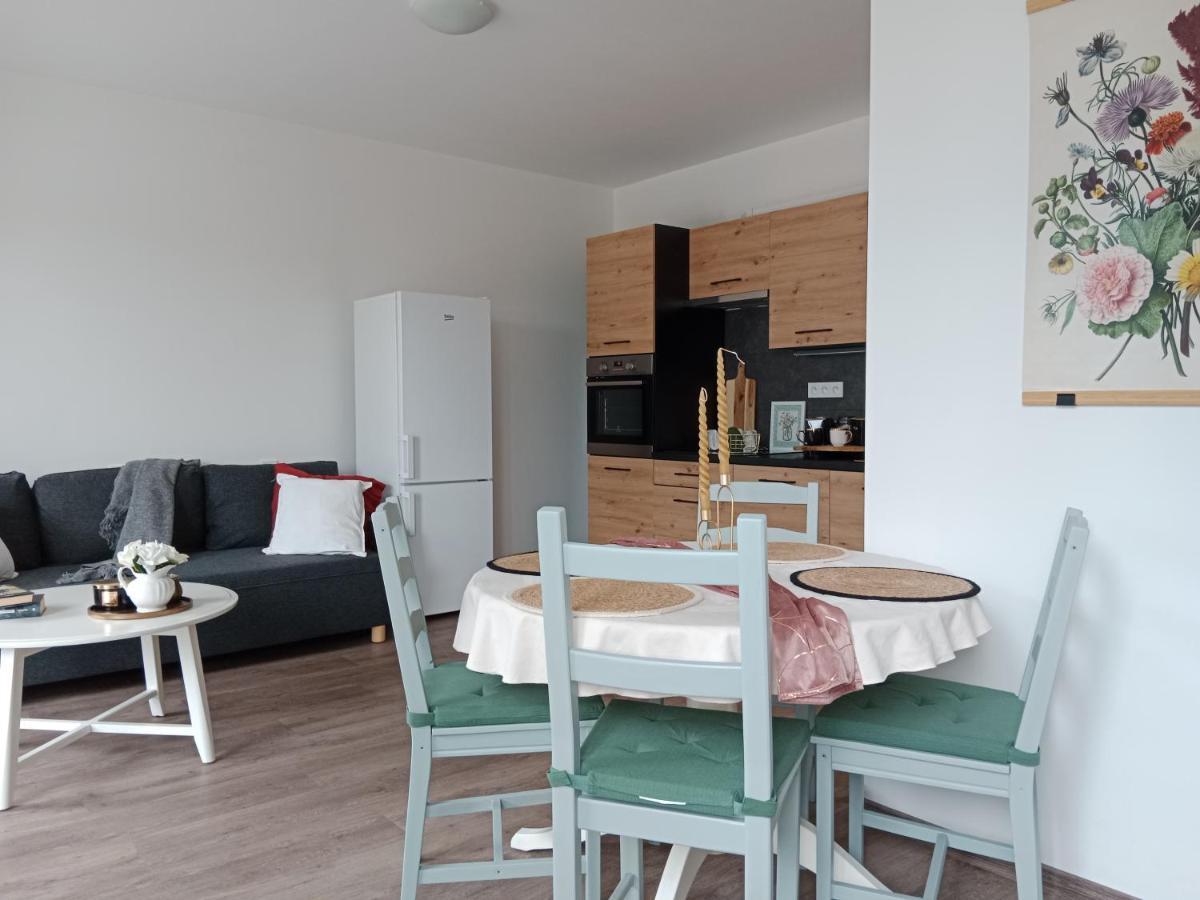 J&Z Apartman Olomouc Buitenkant foto